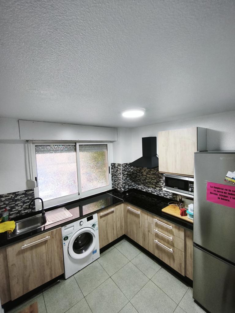 693760145:  en Alicante