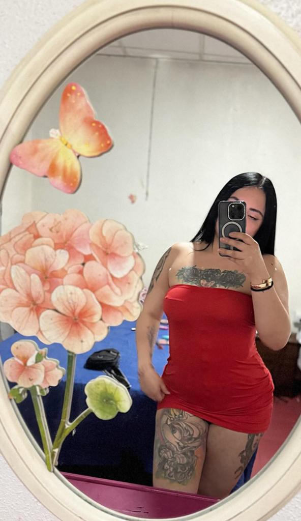 643273169: Chica busca chico en Murcia