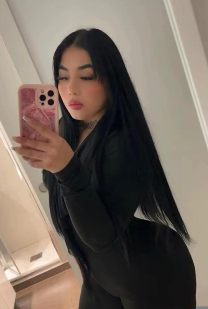 624938615: Chica busca chico en Gerona