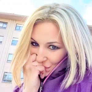 624370274: Chica busca chico en Cáceres