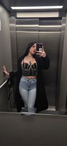 647082571: Chica busca chico en Gerona