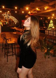 612240991: Chica busca chico en Ibiza