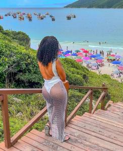 663847833: Chica busca chico en Málaga