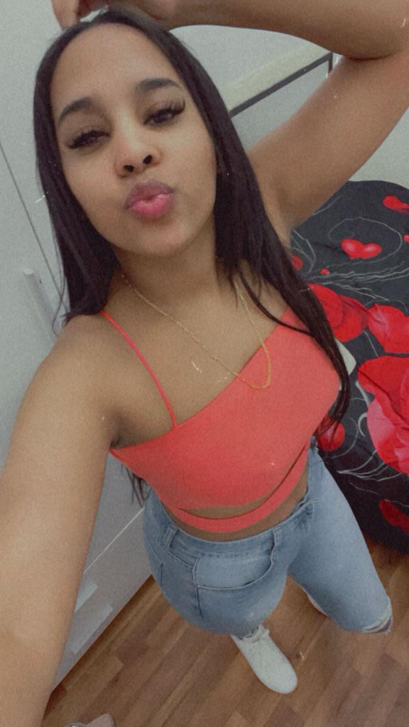 612484410: Chica busca chico en Albacete