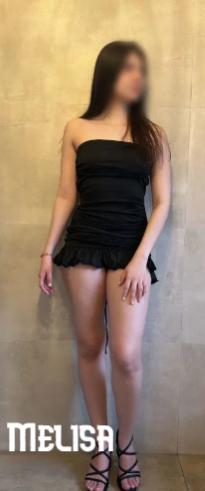 657951763: Chica busca chico en Sevilla