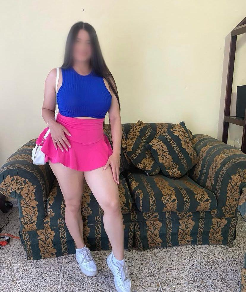 610172141: Chica busca chico en León