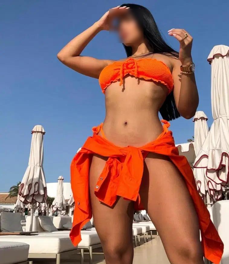 Chica busca chico en Tenerife: 