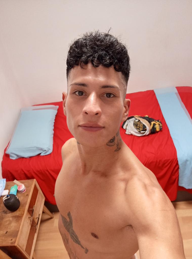 647170344: Chico busca chica en Alicante