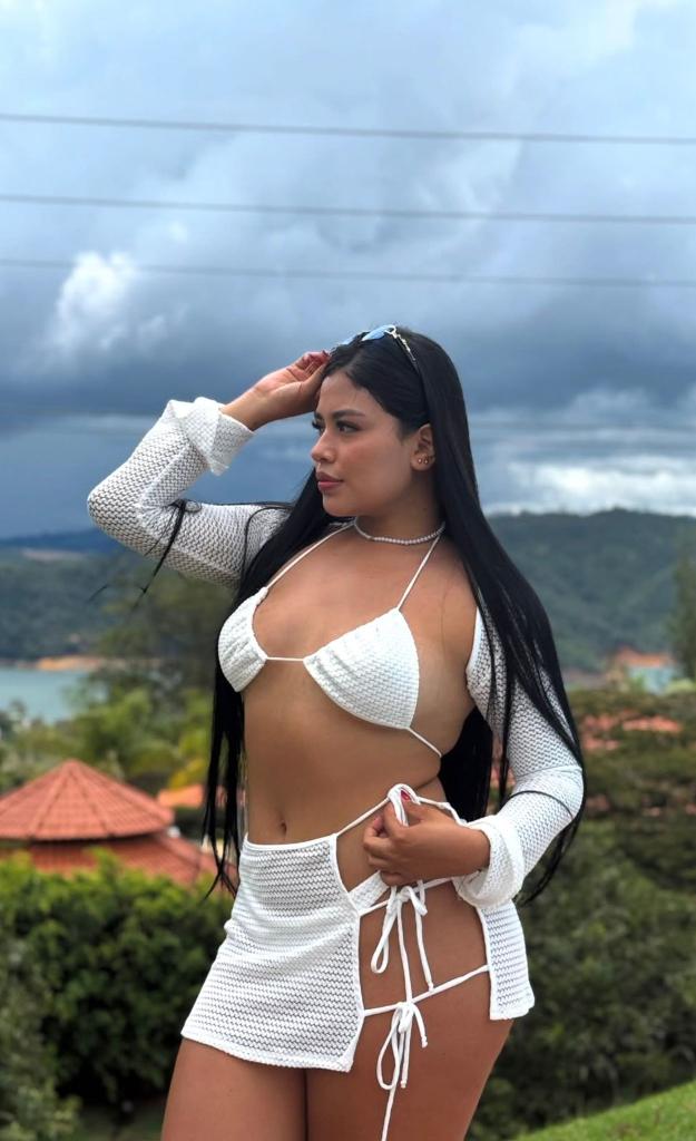 612535374: Chica busca chico en Barcelona