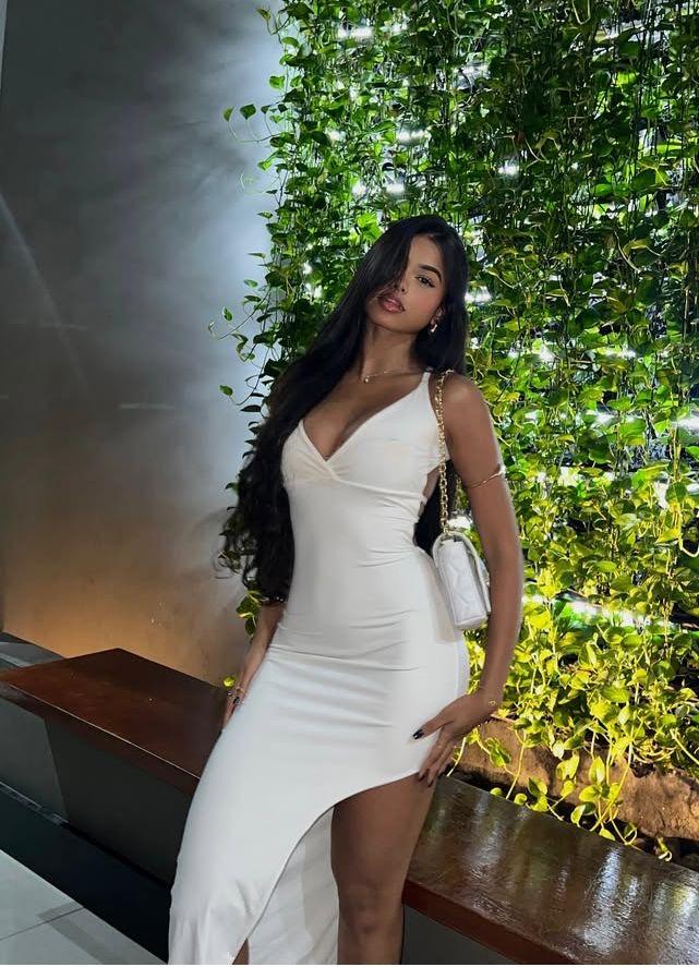 613193191: Chica busca chico en Mallorca