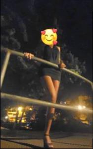 677334572: Chica busca chico en Madrid