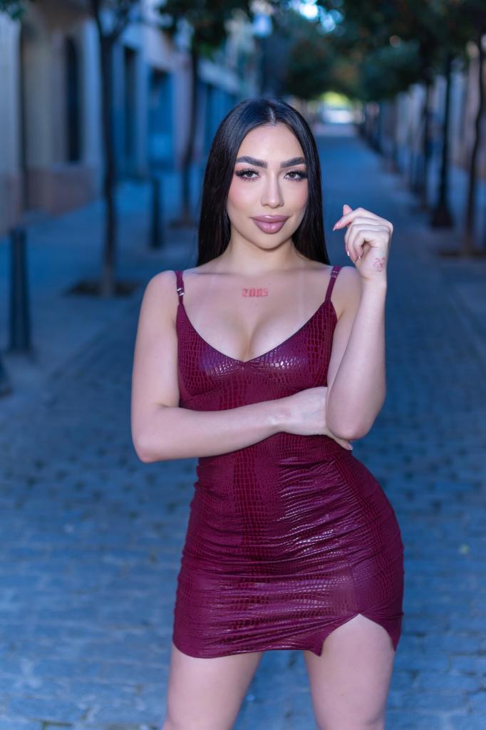 Chica busca chico en Barcelona: 