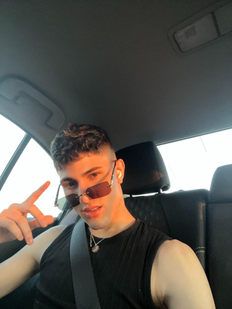 600310718: Chico busca chica en Madrid