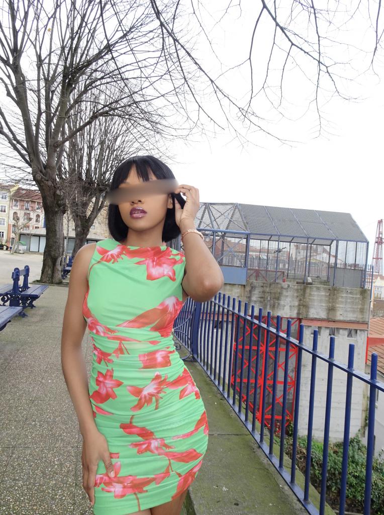 647654071: Chica busca chico en Vizcaya