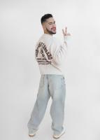 693371040: Chico busca chica en Madrid