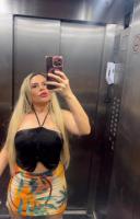 677832202: Chica busca chico en Sevilla