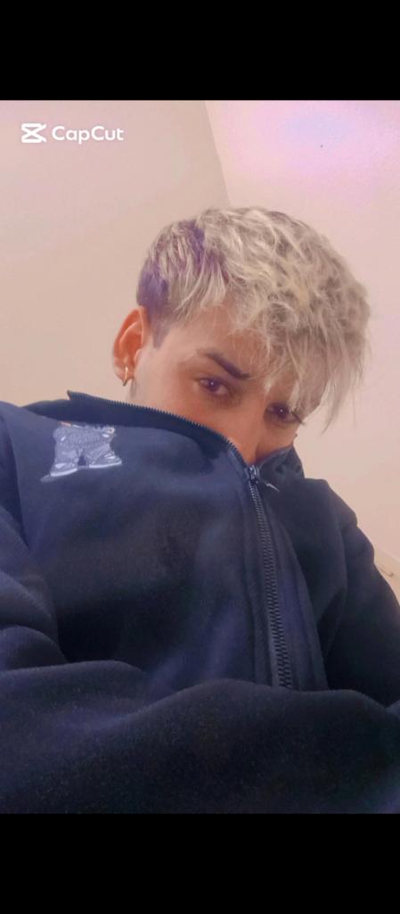 617297243: Chico busca chica en Almería