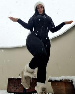 631086796: Chica busca chico en Barcelona