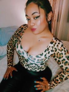 667069930: Chica busca chico en Tenerife