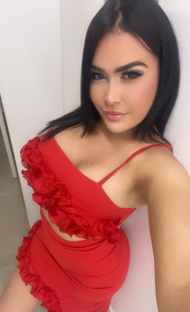 670645015: Chica busca chico en Las Palmas