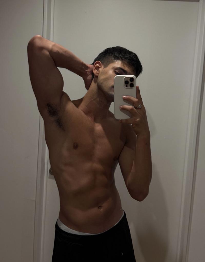 Chico busca chica en Málaga: 