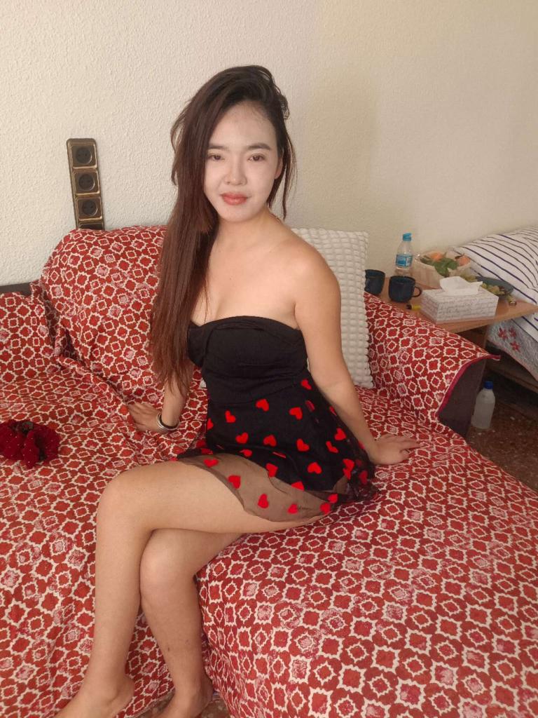 670788367: Chica busca chico en Valencia