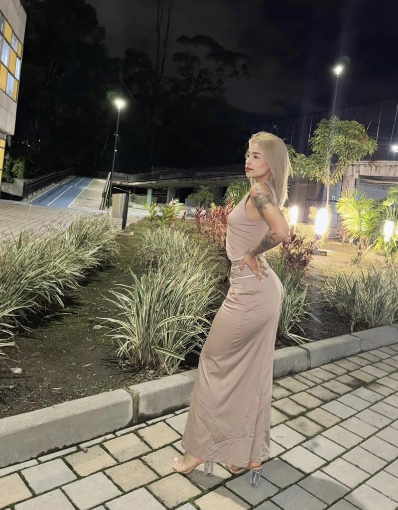 684741445: Chica busca chico en Mallorca