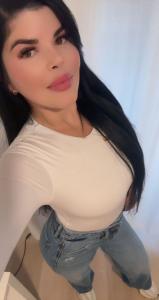 611222681: Chica busca chico en Almería