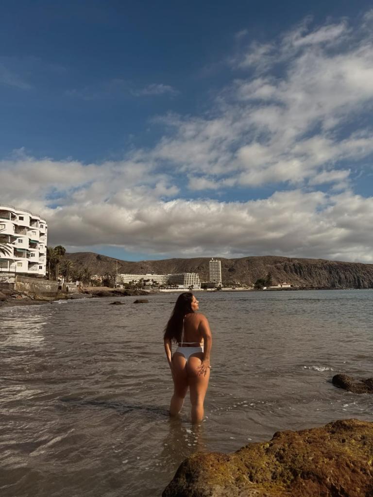 Chica busca chico en Tenerife: Chica busca chico