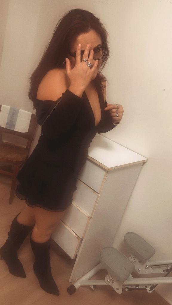 Chica busca chico en Jaén: 