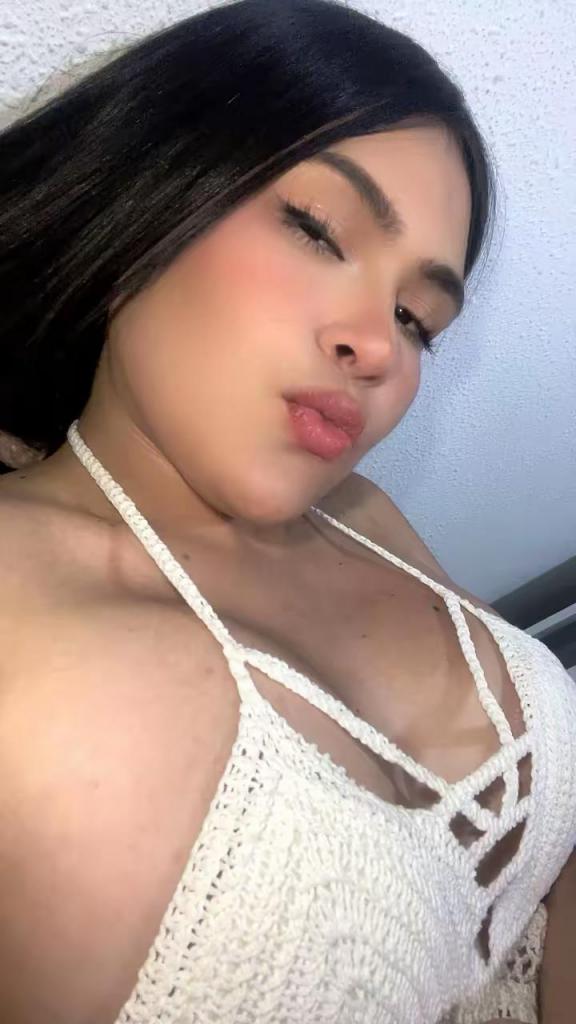 670645015: Chica busca chico en Las Palmas