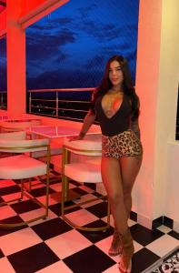 694285589: Chica busca chico en Mallorca