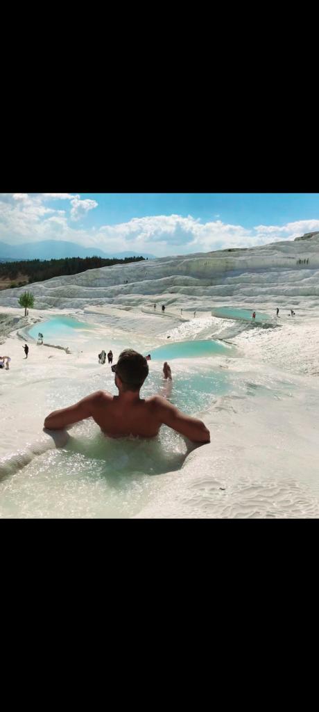 Chico busca chica en Cádiz: 