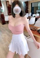 670756779: Chica busca chico en Barcelona