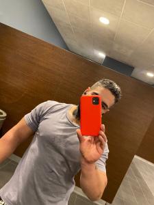 698133722: Chico busca chica en La Coruña