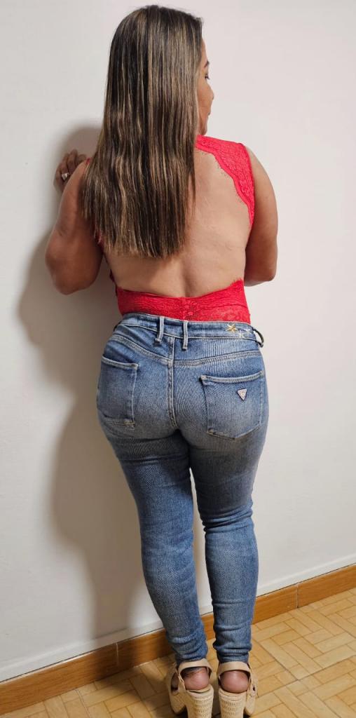 642569940: Chica busca chico en Asturias