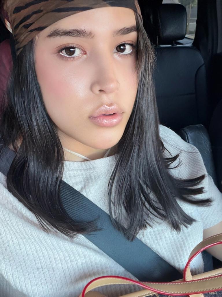 742003428: Transexual en Tenerife