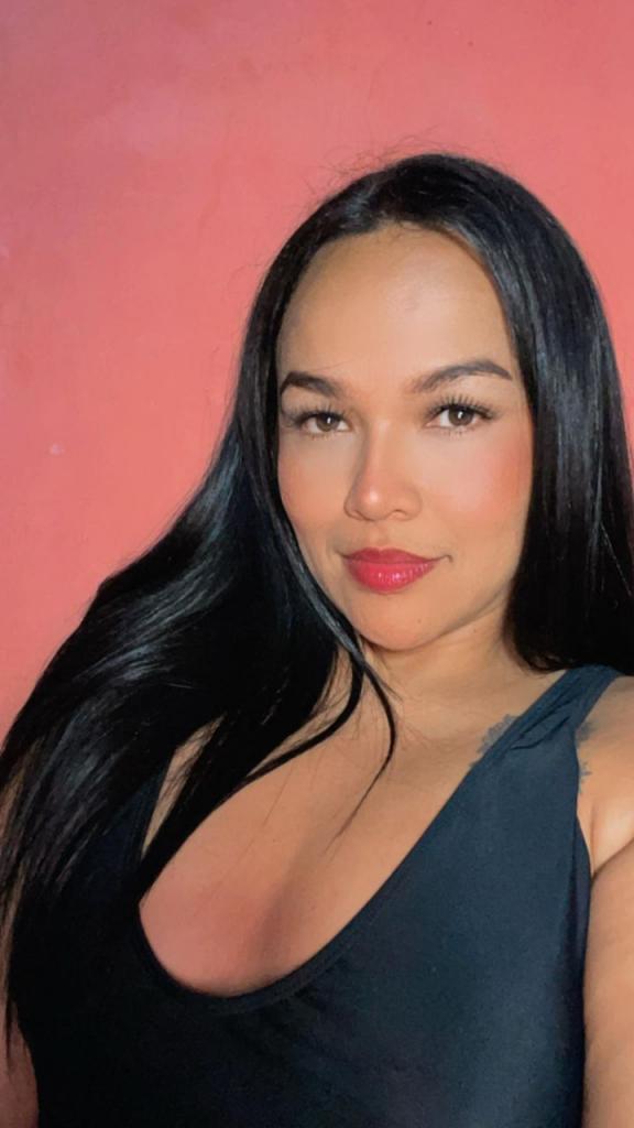 631284843: Chica busca chico en Barcelona