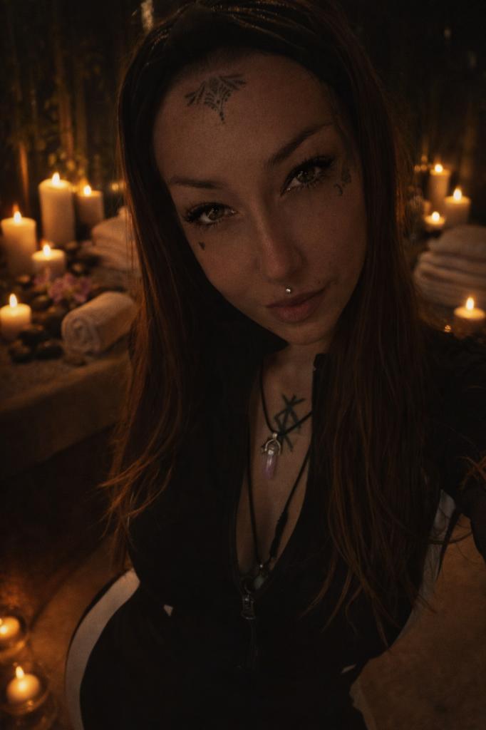 669224878: Chica busca chico en Barcelona