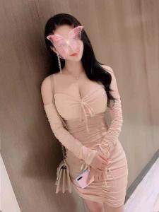 687646000: Chica busca chico en Valencia