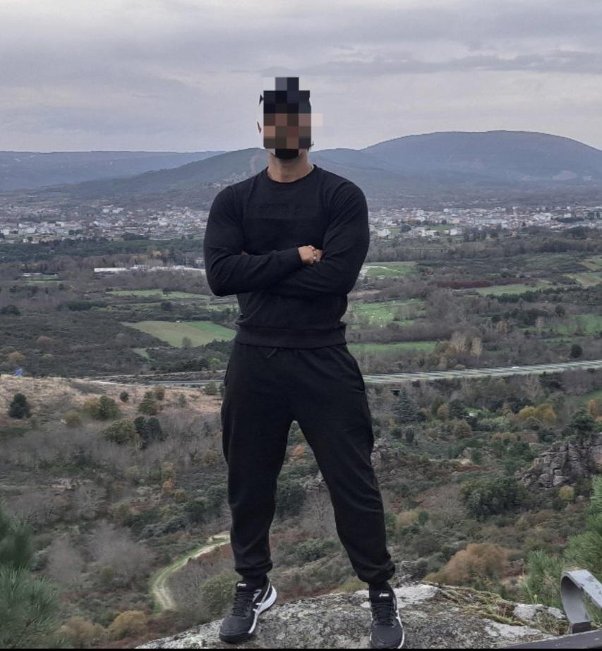 Chico busca chica en Orense: 