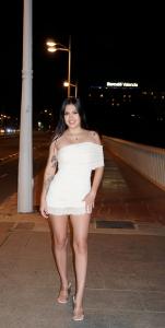 637977154: Chica busca chico en Valencia