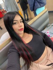 673592247: Chica busca chico en Madrid