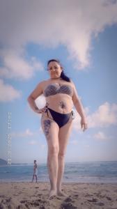 671346583: Chica busca chico en Sevilla