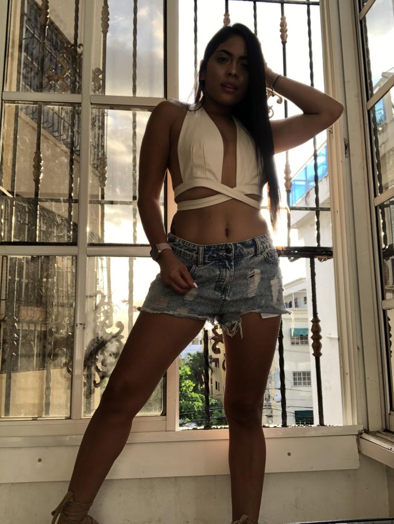 613347926: Chica busca chico en Lugo