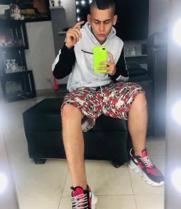 631839530: Chico busca chica en Mallorca