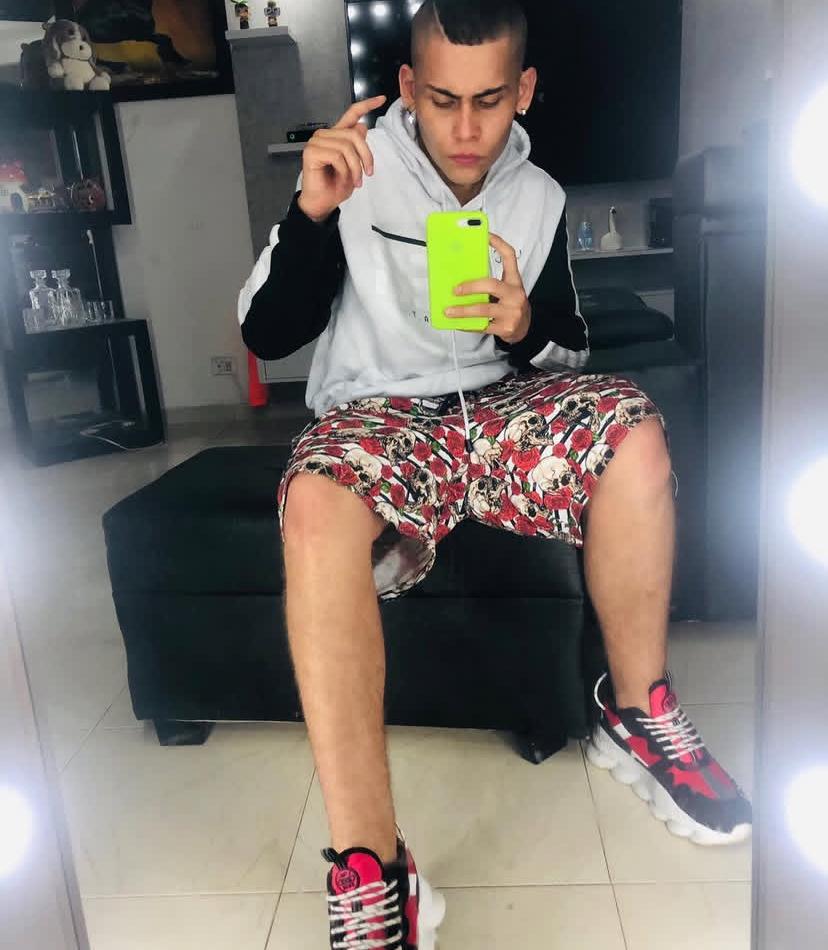 Chico busca chica en Mallorca: 