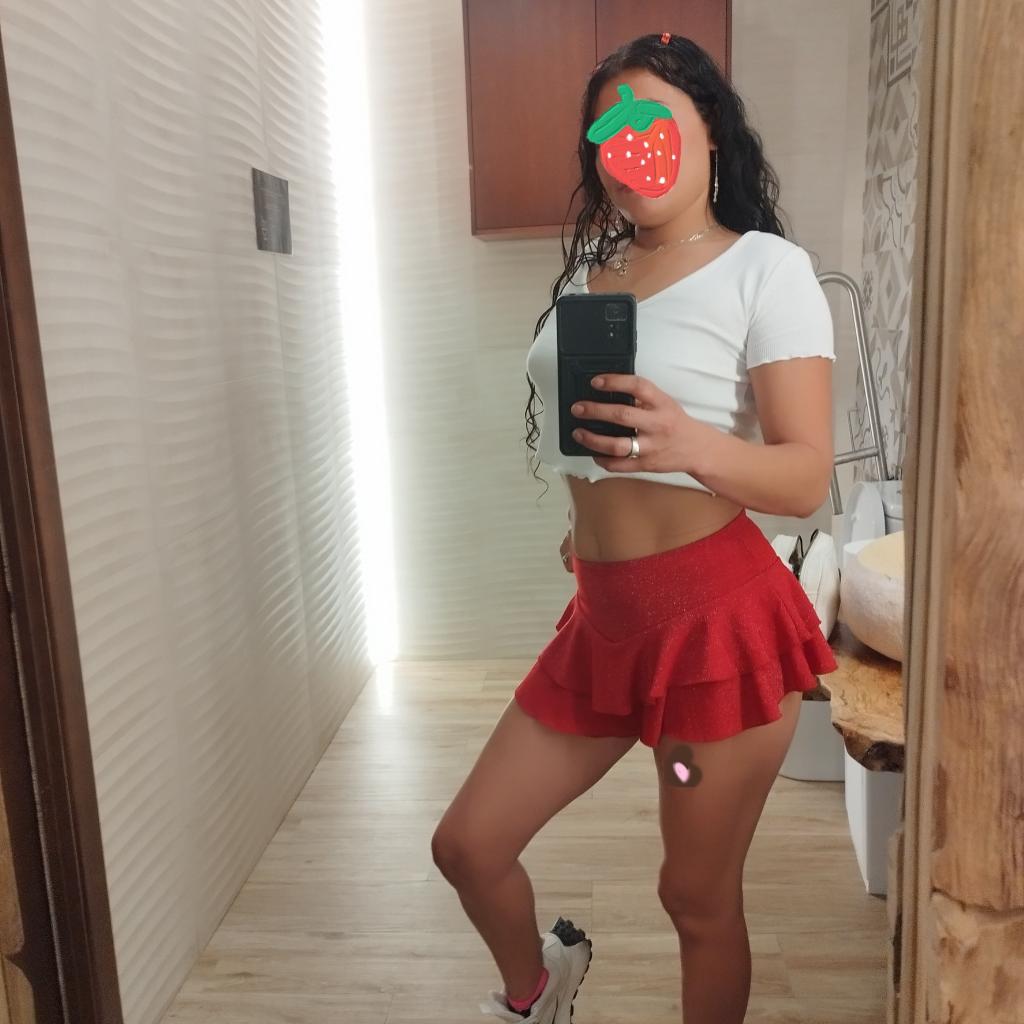 Chica busca chico en Almería: 