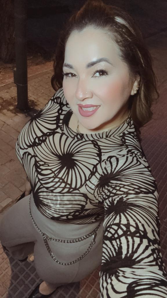 663234612: Chica busca chico en Madrid