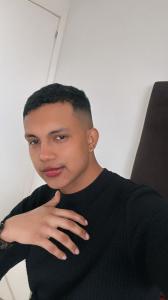 613856352: Chico busca chica en Cantabria